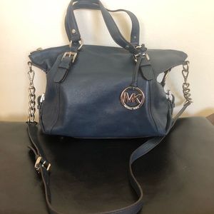 Micheal kors purse